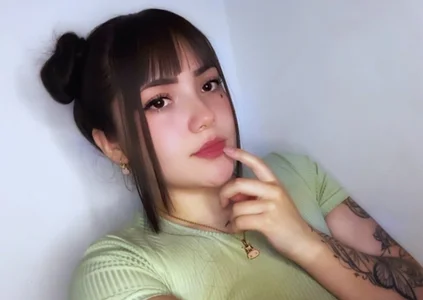 _bambi_am Public Pic 3