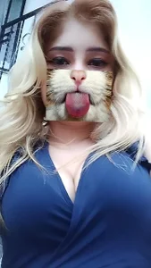 AnnieLorin Public Pic