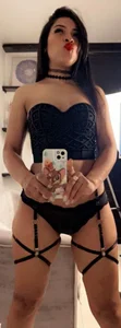 Naugthy-Milf's photo