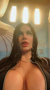 CataleyaRusso: Public ( 2 фото)