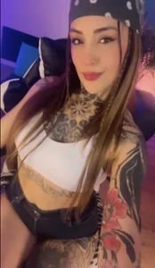 Megan_inked Public Hình 5