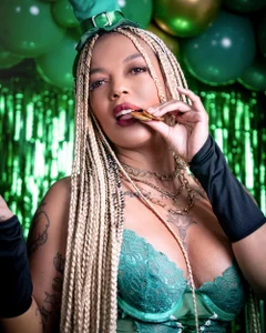 Kenya_carper Happy St. Patrick's Day Pic 4