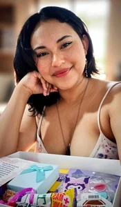 Nattasha_Black Public Hình 3