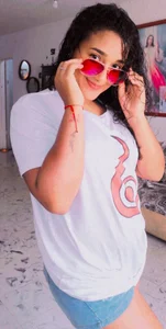 samanthaeliott22 Summary of my years ago Pic 6