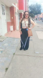 Samanta_C Public Εικόνα