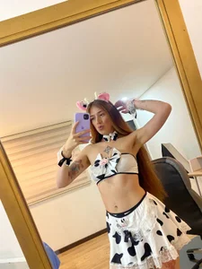 Emily_Warren_ Public  6. fénykép