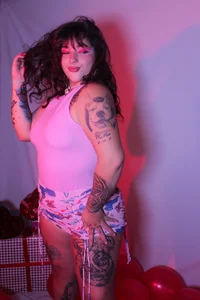 Your favorite Valentine's Day chocolate 💋 de raven_noctis_  2 Imagens