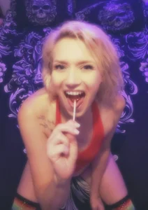 jmemarie Lolli Pic 4