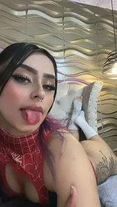 Andreita_Jonesの❤️🕷️の 2枚の写真