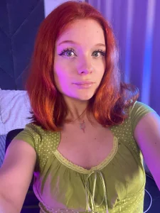LeslieLoom Public Pic 4