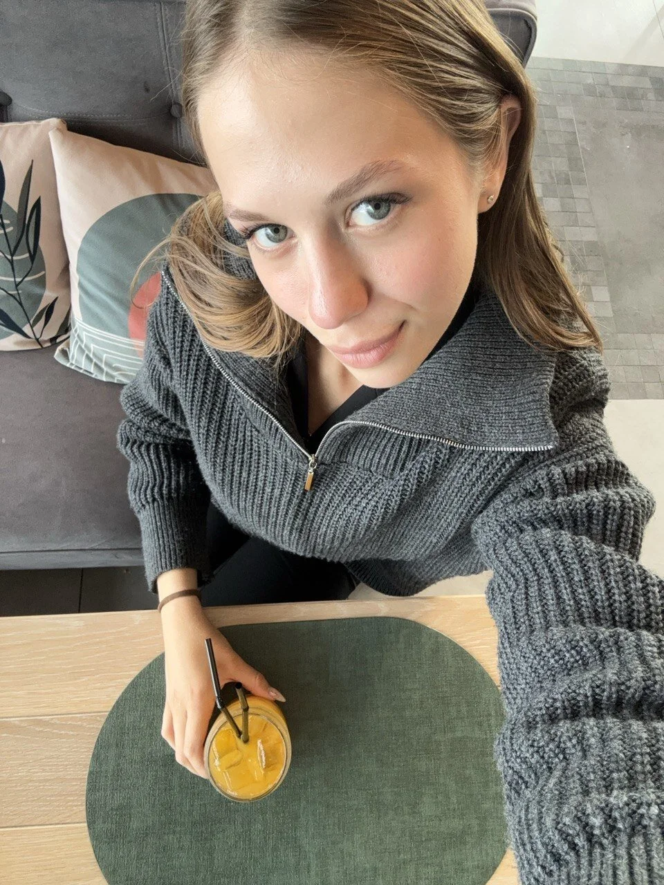 Olivia_Jemison 熱門圖片 8110