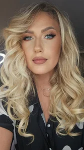 OndinaNoire Public  4টি ছবি