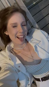 MargaretShyandSkinny I'm cheerful Pic 4