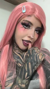 Nickidoll66_ Public Pic 5