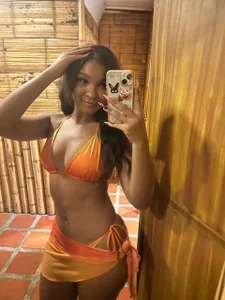 a beautiful, sunny day👙🥵🩷 de leana_lovings1 Foto