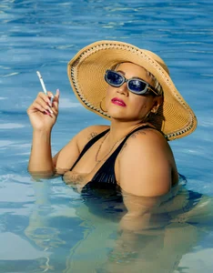 GianellaCox_ RADIANT MATURITY, SHINING WITH ELEGANCE AND WISDOM Pic