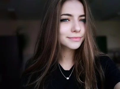 AmandaBales Public Pic 3