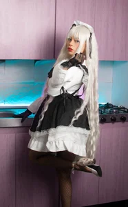 KatherineGomez: Your sexy maid is here! ( 3 фото)