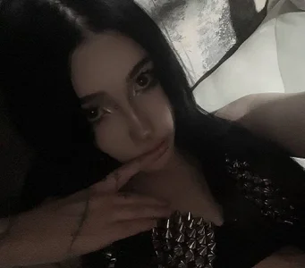 RobbynFlorea My Gothic Looks slika 3