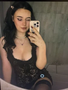 rina_ri_catt so hot and sexyyy😈 Pic 8