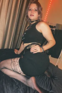 VelouraXo ✨ Just a Little Magic Pic 2
