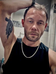 MacroApostrophe211 Public Pic 4