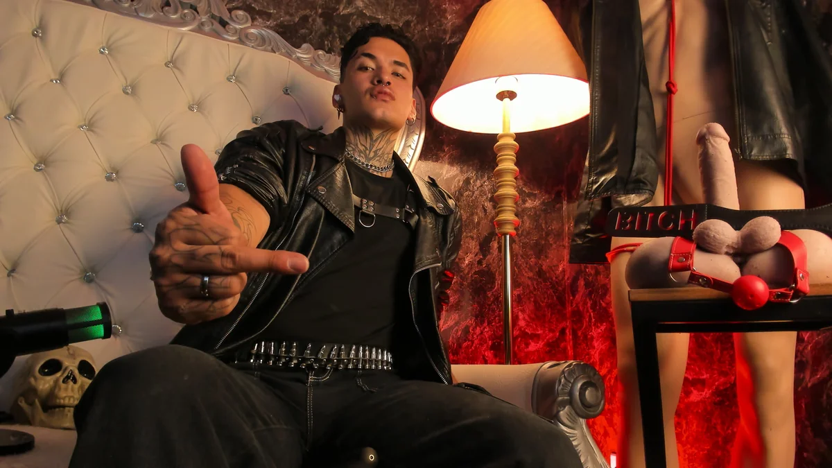 ภาพที่กำลังนิยมของ AlecBanne  1204