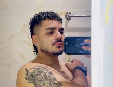 Kevin_Spenser 💧 - {count, plural, one {תמונה אחת} two {שתי תמונות} many {# תמונות} other {# תמונות}}
