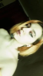 EmilyVeiro Shhh! صورة واحدة|EmilyVeiro Shhh! صورتان|EmilyVeiro Shhh!  3 صور|EmilyVeiro Shhh!  3 صورة