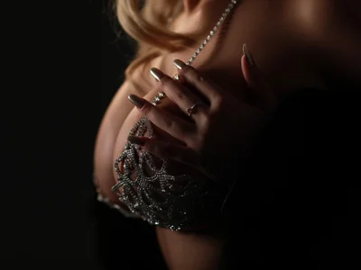 VictoriaMorrone Diamonds on my skin💎 Pic 9