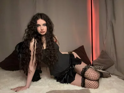 Moonfaairy Devilish side Pic 6