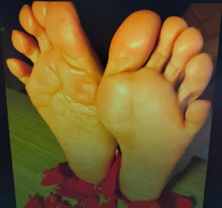 LissafeetHott Feets 👣 Immagine 