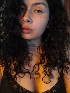 LiaVelvet_ Public Bilde 2