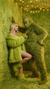 AdelineKingのI just had fun with AI 😍😘❄️🎄😇の 7枚の写真