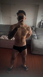 Public od Austin_coljs  2 snímek