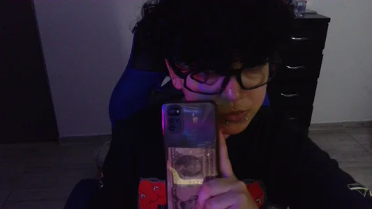 thomascooper7 kiss Pic