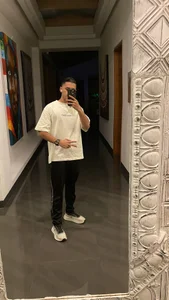 Public de HotWhisper22  2 Imagens