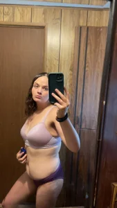 AvaHeart-22 Public Foto 3