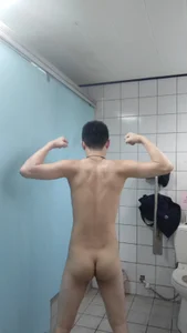 Exposedsian Public Hình 8