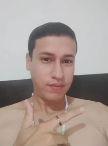 Joey_Millss That´s me - {count, plural, one {תמונה אחת} two {שתי תמונות} many {# תמונות} other {# תמונות}}