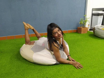 Karly_coffe I like to feel pretty for you Foto