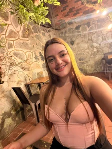 HaileyTims: Nice face ( 3 фото)