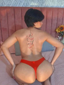 Eva_Monroes OUTFIT RED Pic