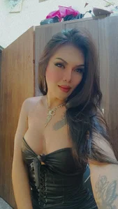 YourAsianTiffanyTS Travel Poză 9