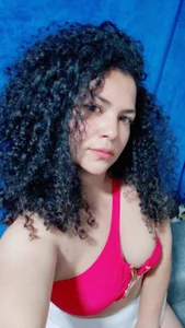 paulina_aura between cameras and dreams Pic