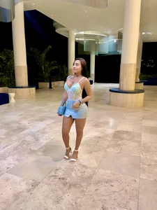 samanthta Public Pic