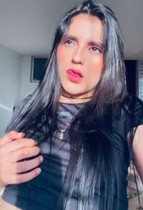 MiaTaylorSweetSelfie of my face 🥹😍 Bild 4