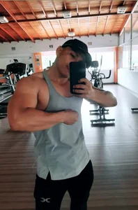 Public de RoyConstance  4 photos