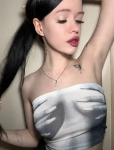 peachlunee Public Pic 2