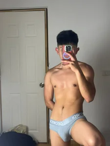 AndyJustgame_ show me body! 😏💪🤸‍♂️  4. fénykép